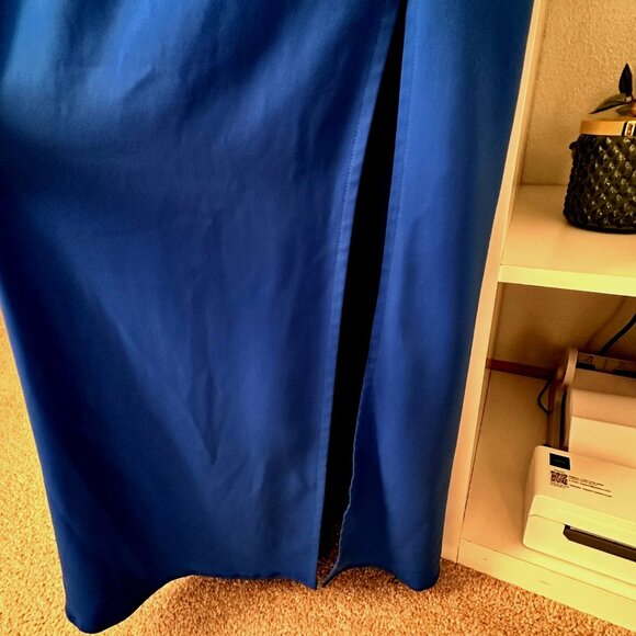 Laundry by Shelli Segal Blue Cross Back Halter Gown Size 4 Long Formal Dress - Picture 11 of 12